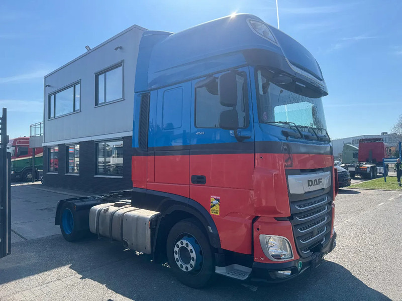 DAF XF 450 4X2 EURO 6 - Vilcējs: foto 3 DAF XF 450 4X2 EURO 6 - Vilcējs: foto 3