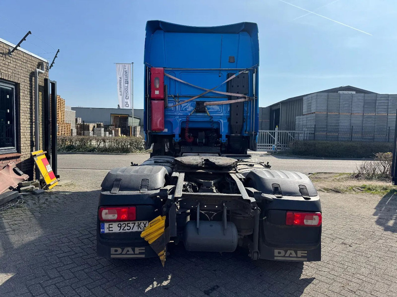 DAF XF 460 4X2 - EURO 5 - Vilcējs: foto 5 DAF XF 460 4X2 - EURO 5 - Vilcējs: foto 5