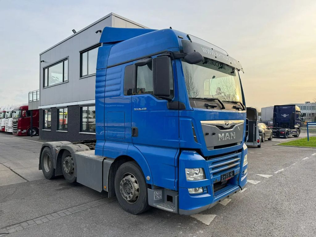 MAN TGX 26.460 6X2 EURO 6 - Vilcējs: foto 3 MAN TGX 26.460 6X2 EURO 6 - Vilcējs: foto 3