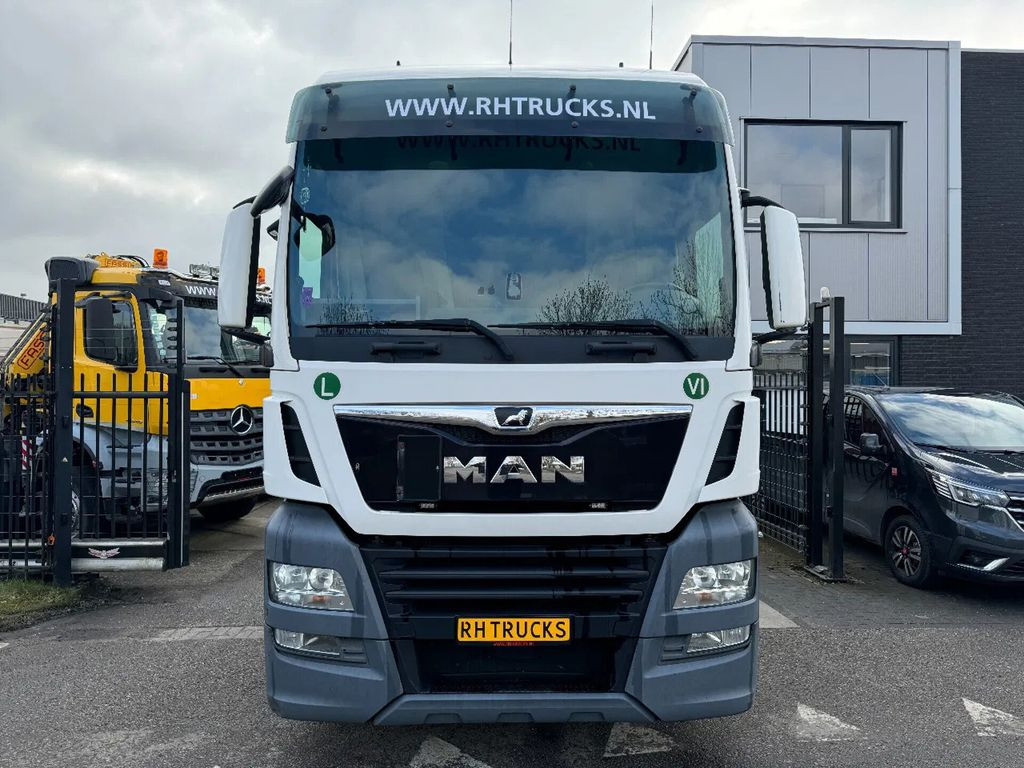 MAN TGX 26.460 6X2 RETARDER STEERING AXLE ONLY 43852 - Vilcējs: foto 2 MAN TGX 26.460 6X2 RETARDER STEERING AXLE ONLY 43852 - Vilcējs: foto 2