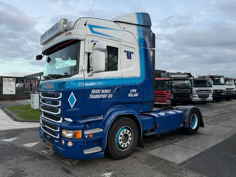 Scania R410 4X2 EURO 6 SPECIAL INTERIOR - Vilcējs: foto 1 Scania R410 4X2 EURO 6 SPECIAL INTERIOR - Vilcējs: foto 1