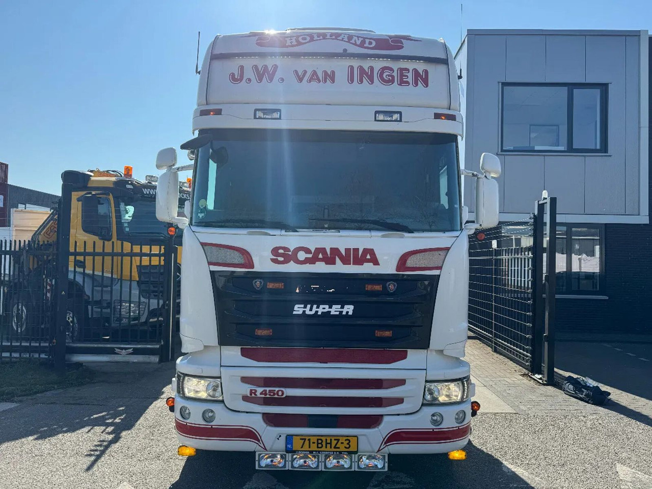 Scania R450 4X2 EURO 6 RETARDER SKIRTS TÜV TILL 01-2026 - Vilcējs: foto 2 Scania R450 4X2 EURO 6 RETARDER SKIRTS TÜV TILL 01-2026 - Vilcējs: foto 2
