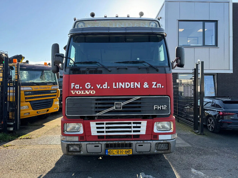 Volvo FH 12.460 4X2 SPOILERS EURO 3 MANUAL - Vilcējs: foto 2 Volvo FH 12.460 4X2 SPOILERS EURO 3 MANUAL - Vilcējs: foto 2