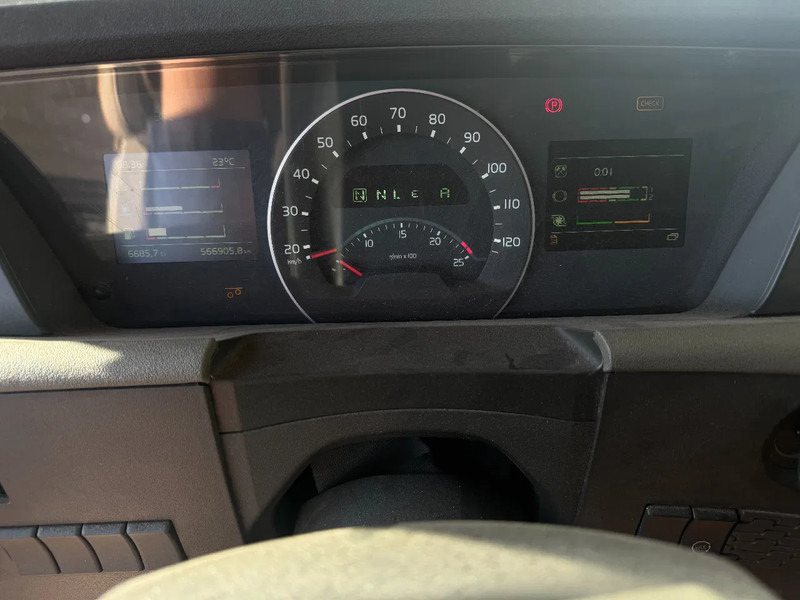 Vilcējs Volvo FH 13.540 8X4, 150 TON, INTARDER, 566862 KM: foto 13