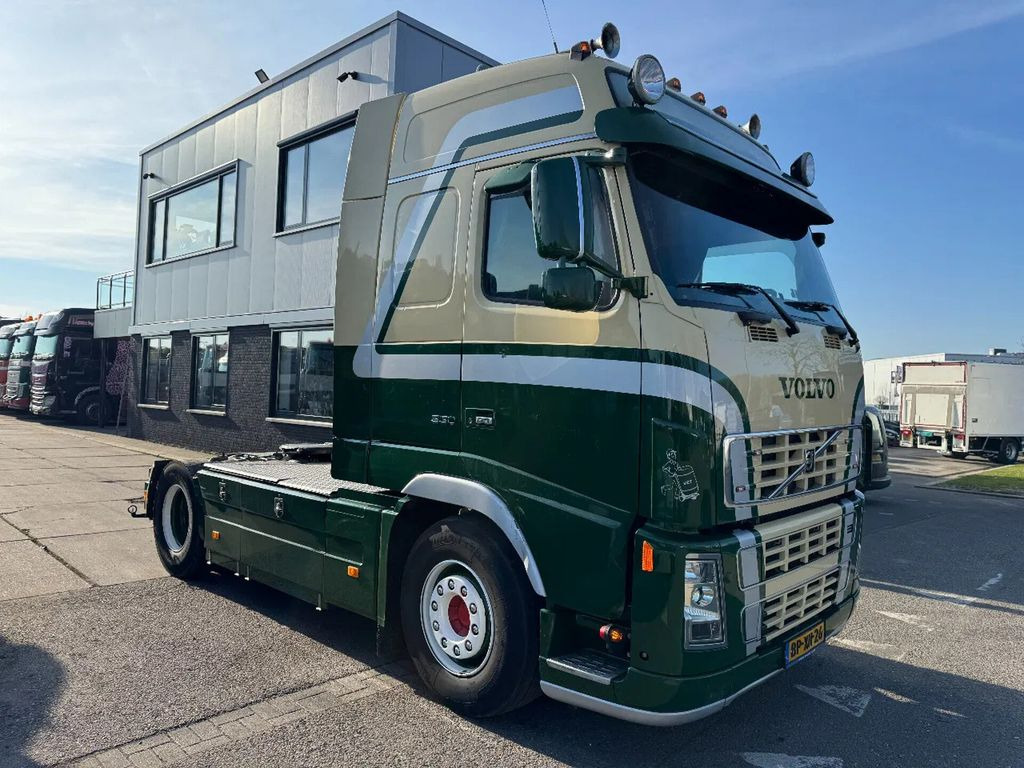 Volvo FH 16.550 4X2 - EURO 3 + FULL SPOILER + MANUAL G - Vilcējs: foto 3 Volvo FH 16.550 4X2 - EURO 3 + FULL SPOILER + MANUAL G - Vilcējs: foto 3