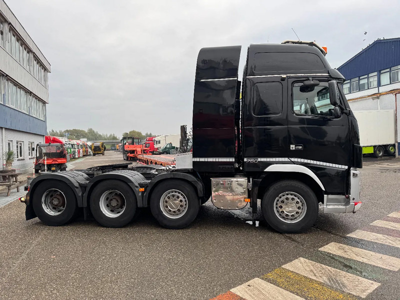 Volvo FH 16.750 8X4 - 160 TON + RETARDER - Vilcējs: foto 4 Volvo FH 16.750 8X4 - 160 TON + RETARDER - Vilcējs: foto 4