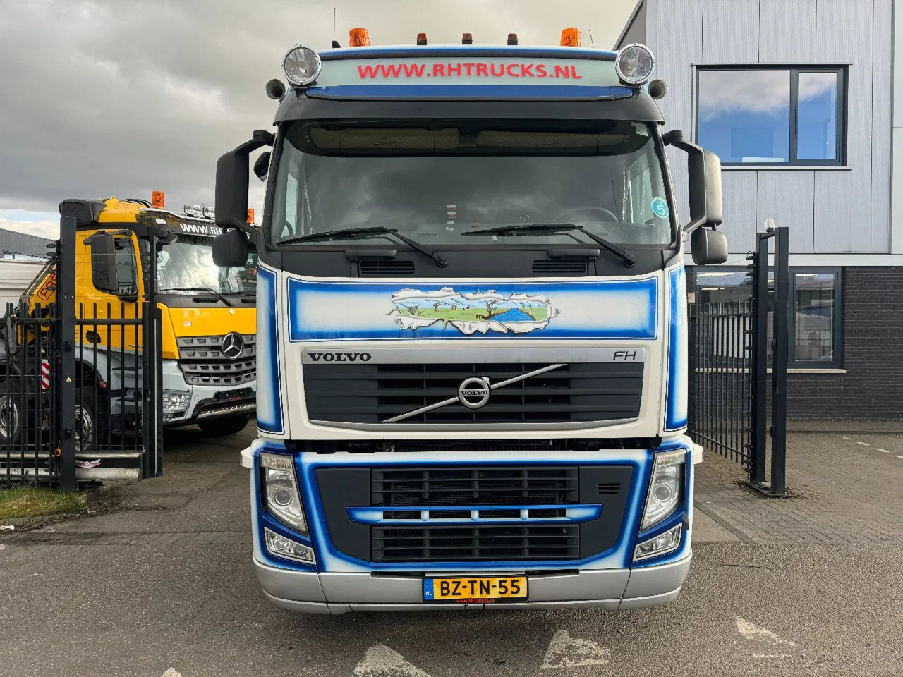 Volvo FH 540 6X2 - EURO 5 + BIG AXLE + LIFTING AXLE - Vilcējs: foto 2 Volvo FH 540 6X2 - EURO 5 + BIG AXLE + LIFTING AXLE - Vilcējs: foto 2