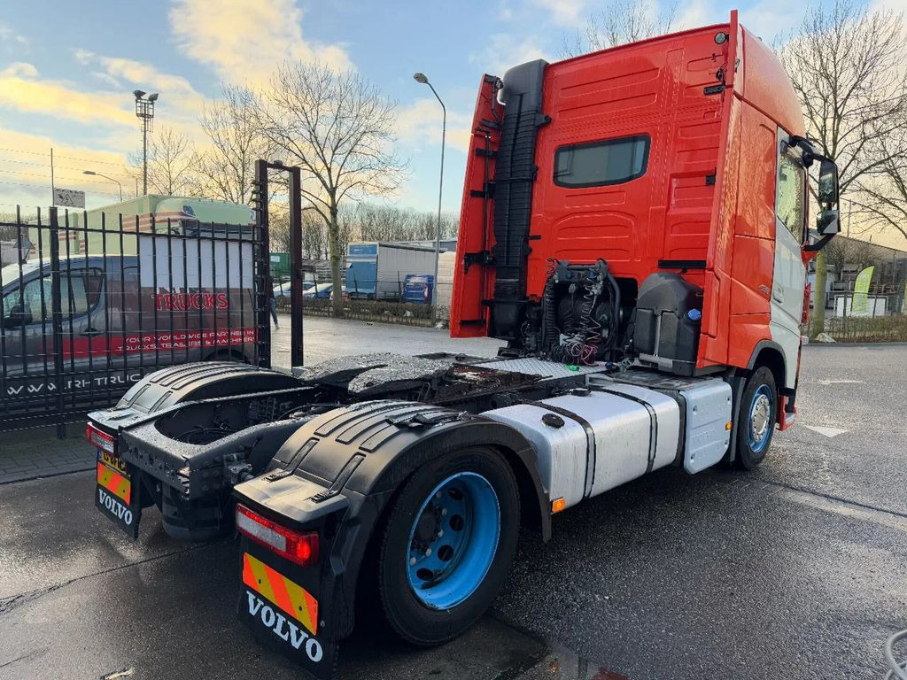 Volvo FH FH420 - Vilcējs: foto 4 Volvo FH FH420 - Vilcējs: foto 4