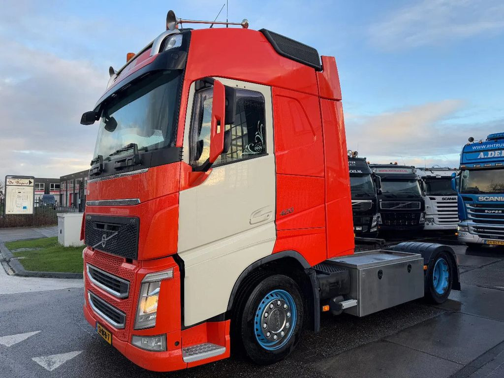 Volvo FH FH420 - Vilcējs: foto 1 Volvo FH FH420 - Vilcējs: foto 1