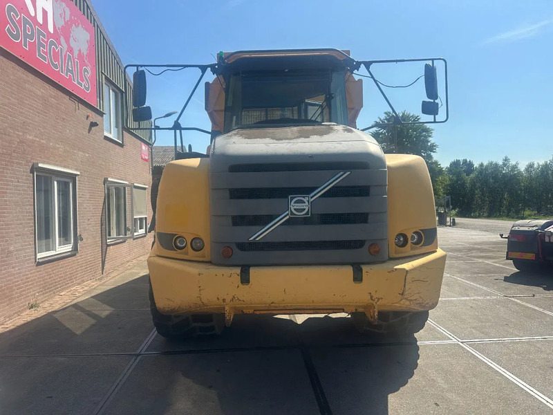 Volvo A40E CE 32427 HOURS - Artikulētias pašizgāzējs: foto 4 Volvo A40E CE 32427 HOURS - Artikulētias pašizgāzējs: foto 4