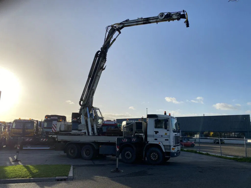 Volvo F 12 8X4 + CORMACH 87000 CRANE - 8.642 HOURS - Kravas auto ar manipulatoru: foto 5 Volvo F 12 8X4 + CORMACH 87000 CRANE - 8.642 HOURS - Kravas auto ar manipulatoru: foto 5
