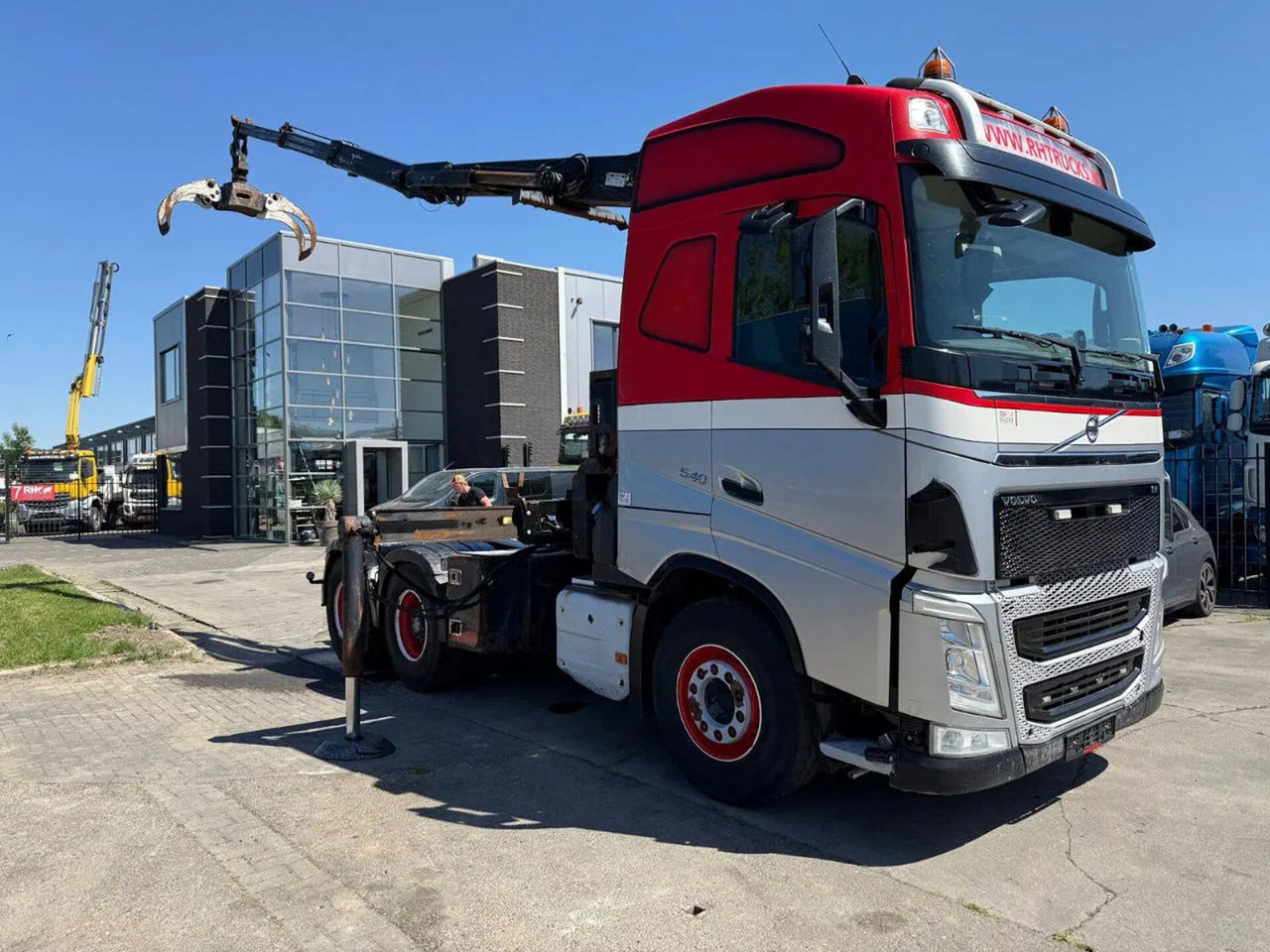 Volvo FH 540 6X4 - EURO 6 + PALFINGER EPSILON S260Z96 - Kravas auto ar manipulatoru: foto 3 Volvo FH 540 6X4 - EURO 6 + PALFINGER EPSILON S260Z96 - Kravas auto ar manipulatoru: foto 3