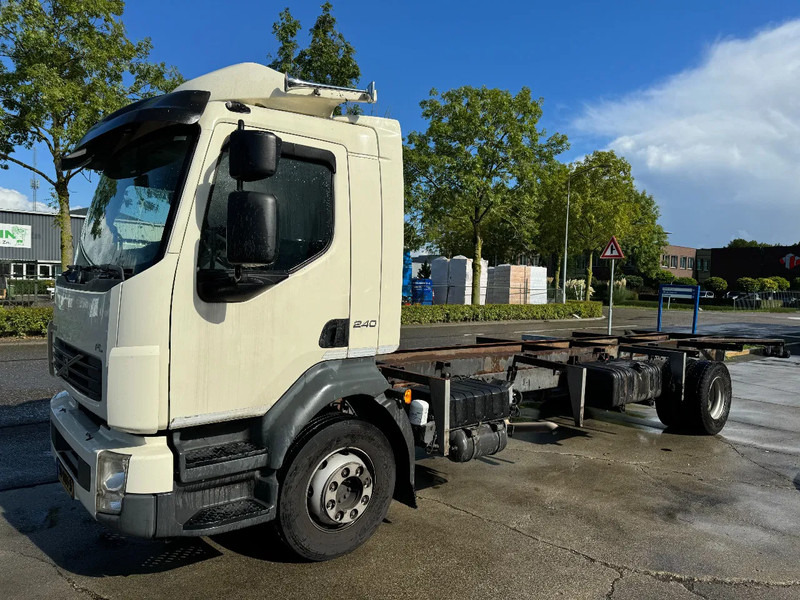 Volvo FL 240 4X2 - EURO 5 CHASSIS - Šasija kravas automašīna: foto 1 Volvo FL 240 4X2 - EURO 5 CHASSIS - Šasija kravas automašīna: foto 1