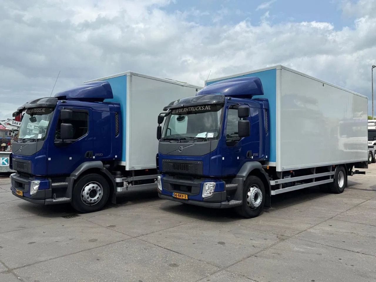 Volvo FL 250 4X2 - EURO 6 + DHOLLANDIA LIFT + TÜV 04-2 - Kravas automašīna ar slēgto virsbūvi: foto 1 Volvo FL 250 4X2 - EURO 6 + DHOLLANDIA LIFT + TÜV 04-2 - Kravas automašīna ar slēgto virsbūvi: foto 1
