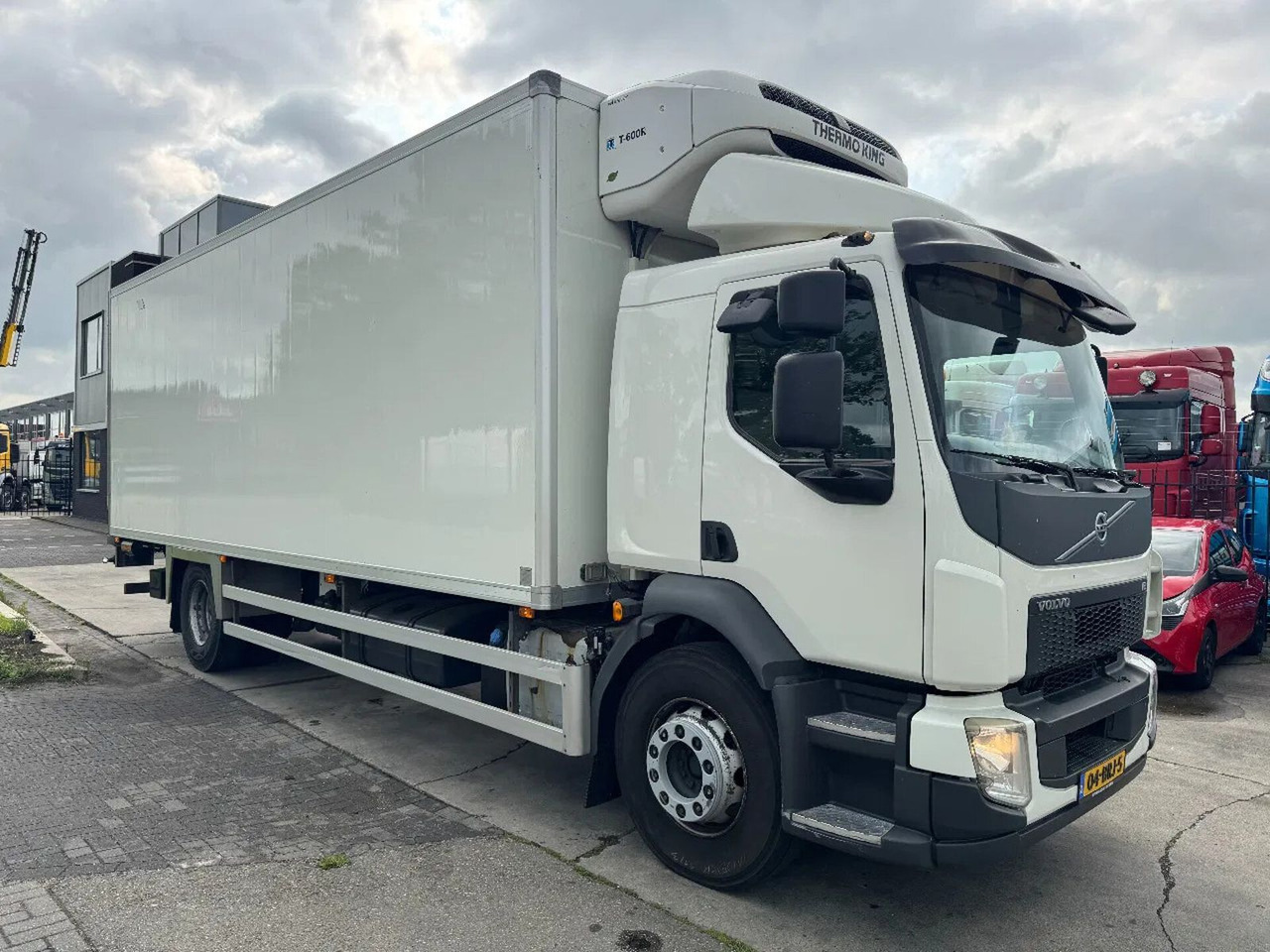 Volvo FL 250 4X2 EURO 6 THERMO KING TÜV TILL 03-2026 - Kravas automašīna refrižerators: foto 1 Volvo FL 250 4X2 EURO 6 THERMO KING TÜV TILL 03-2026 - Kravas automašīna refrižerators: foto 1