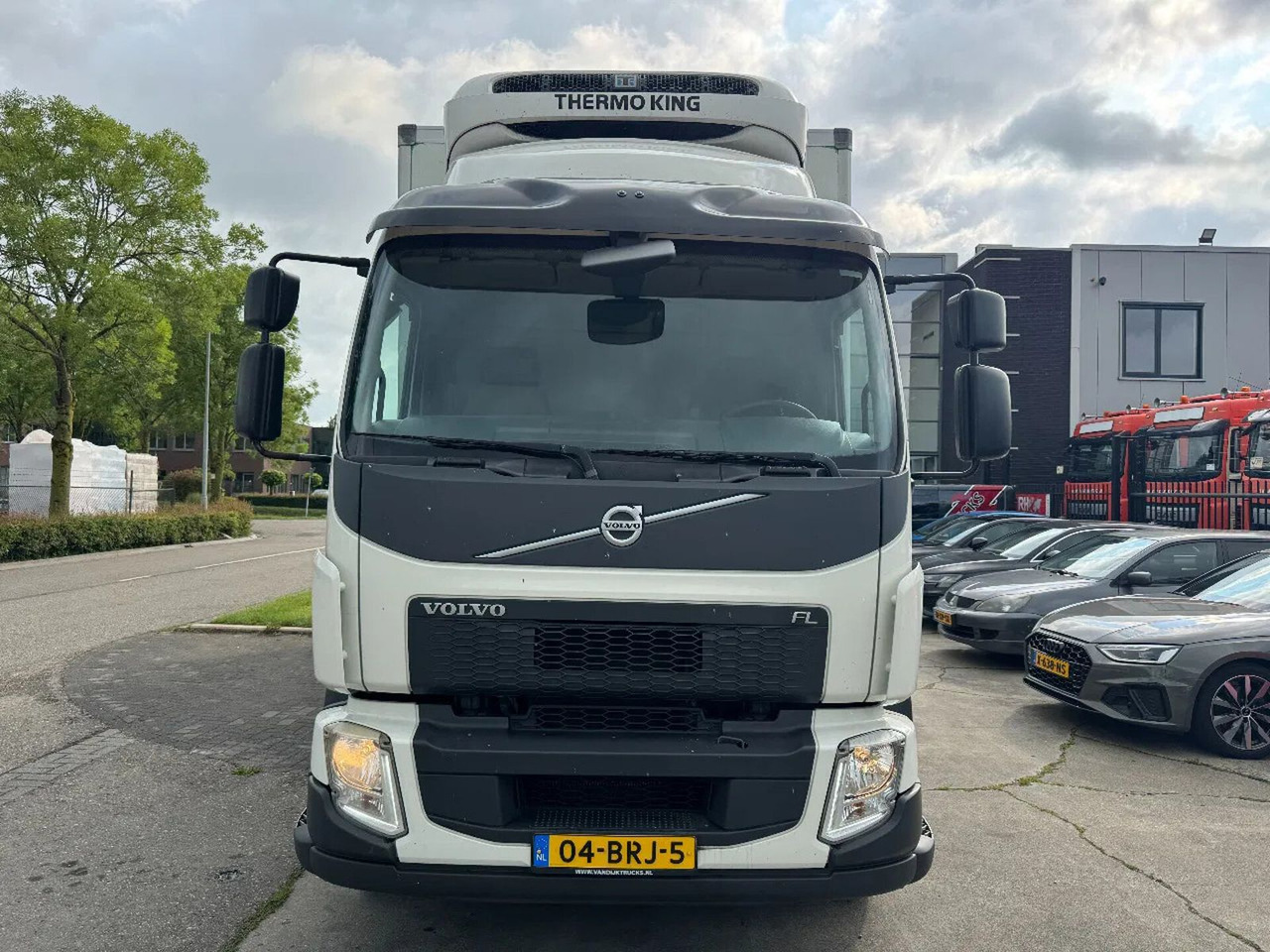 Volvo FL 250 4X2 EURO 6 THERMO KING TÜV TILL 03-2026 - Kravas automašīna refrižerators: foto 2 Volvo FL 250 4X2 EURO 6 THERMO KING TÜV TILL 03-2026 - Kravas automašīna refrižerators: foto 2