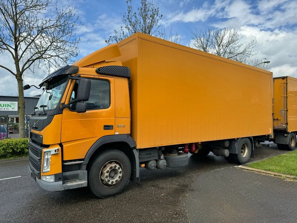 Volvo FM 370 4X2 EURO 6 + CARGOBOX + CARGOLIFT ZEPRO - Kravas automašīna ar slēgto virsbūvi: foto 1 Volvo FM 370 4X2 EURO 6 + CARGOBOX + CARGOLIFT ZEPRO - Kravas automašīna ar slēgto virsbūvi: foto 1