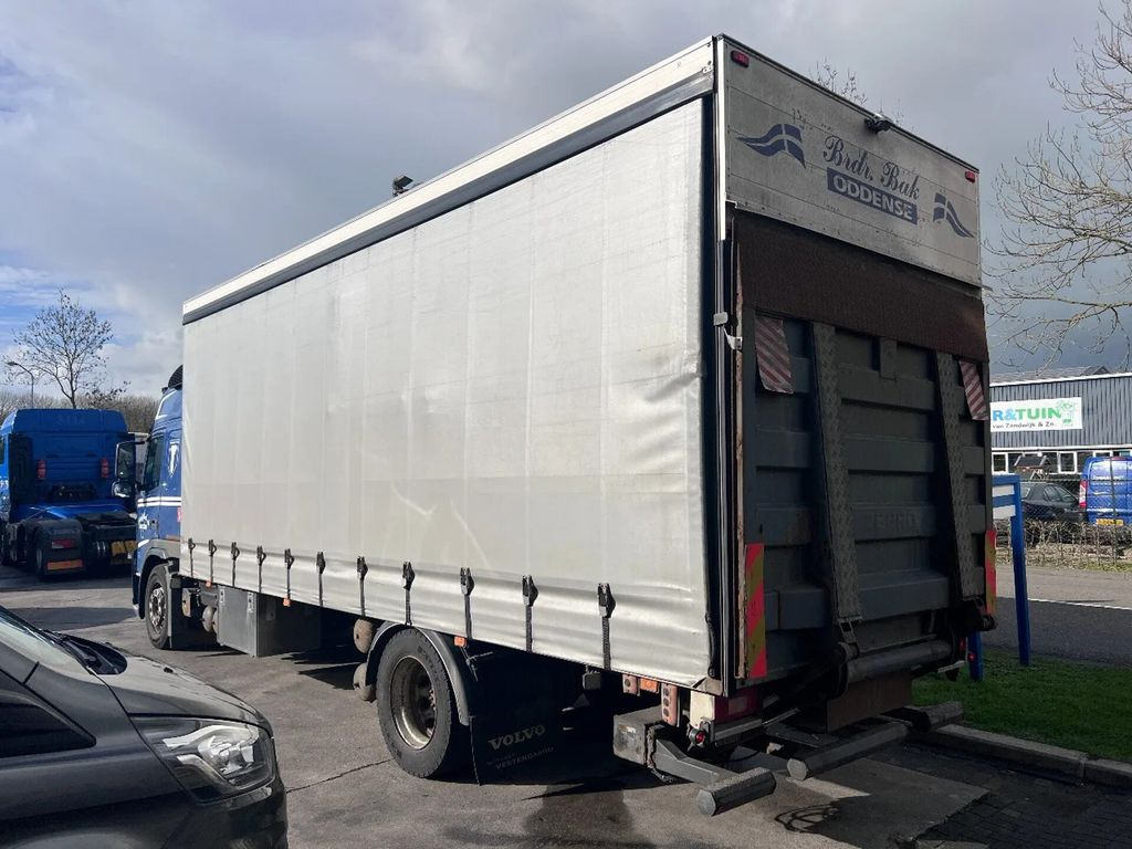 Volvo FM 370 4X2 EURO5 720x250x273 LOAD-LIFT - Kravas automašīna ar tentu: foto 4 Volvo FM 370 4X2 EURO5 720x250x273 LOAD-LIFT - Kravas automašīna ar tentu: foto 4
