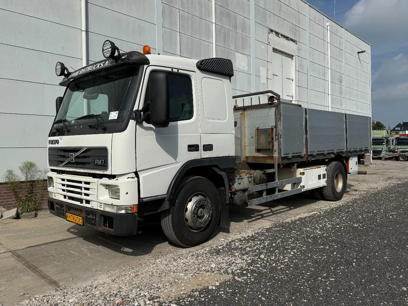 Volvo FM 7.290 4X2 - EURO 2 + MANUAL GEARBOX - Bortu kravas automašīna/ Platforma: foto 1 Volvo FM 7.290 4X2 - EURO 2 + MANUAL GEARBOX - Bortu kravas automašīna/ Platforma: foto 1