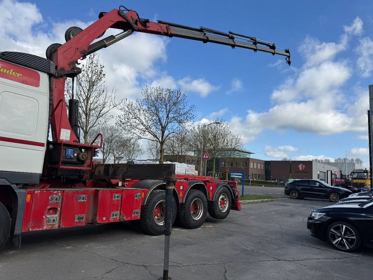 Pacēlājs ar āķi, Kravas auto ar manipulatoru Volvo FMX 500 8X4 - EURO 5 + HMF 2420-K5 + REMOTE + CA: foto 10