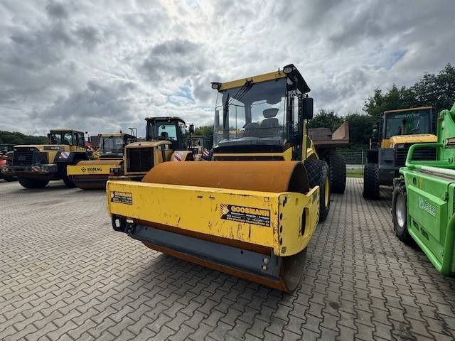 Bomag BW 213 D -5 - Vibrorullis: foto 4 Bomag BW 213 D -5 - Vibrorullis: foto 4