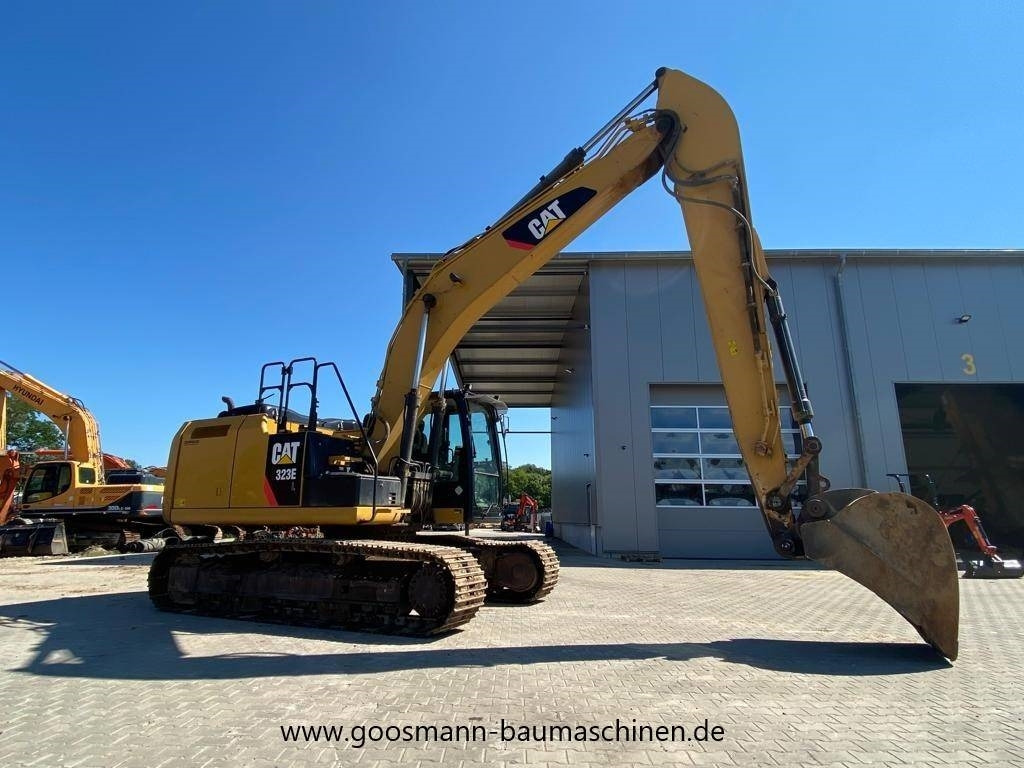 CAT 323 EL - Kāpurķēžu ekskavators: foto 2 CAT 323 EL - Kāpurķēžu ekskavators: foto 2