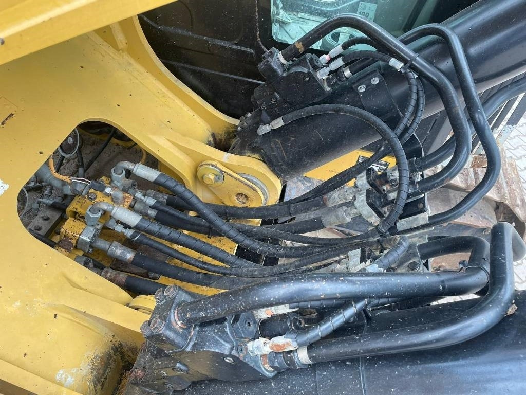 Kāpurķēžu ekskavators CAT 352 F: foto 18