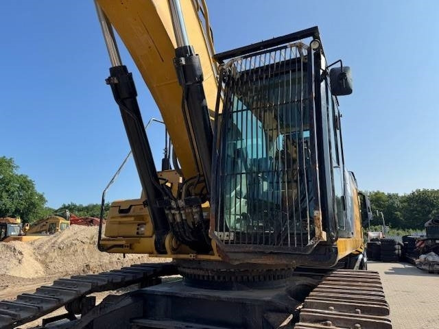 Kāpurķēžu ekskavators CAT 352 F: foto 14