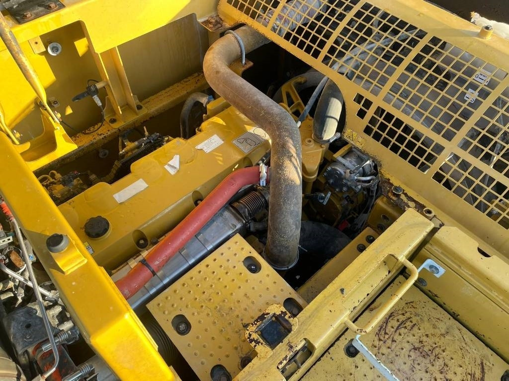 Kāpurķēžu ekskavators CAT 352 F: foto 21