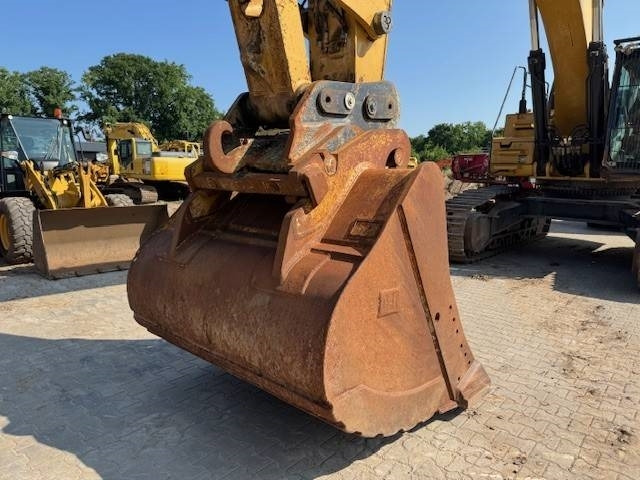 Kāpurķēžu ekskavators CAT 352 F: foto 16