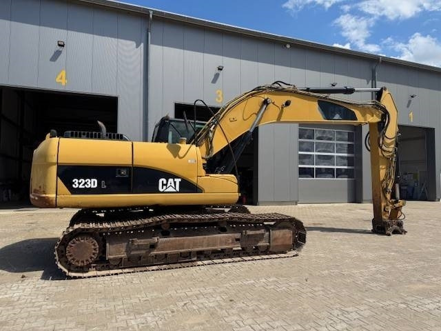 CATERPILLAR 323 DL - Kāpurķēžu ekskavators: foto 1 CATERPILLAR 323 DL - Kāpurķēžu ekskavators: foto 1