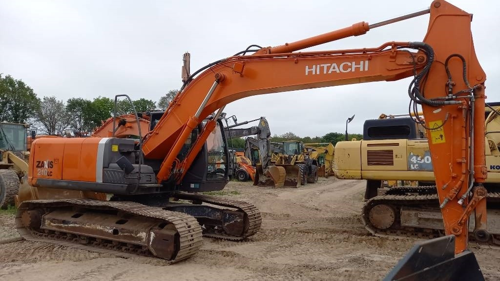 Hitachi ZX 210 LC-3 - Kāpurķēžu ekskavators: foto 3 Hitachi ZX 210 LC-3 - Kāpurķēžu ekskavators: foto 3