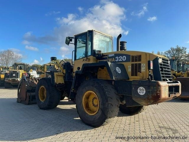 KOMATSU WA320-5 - Riteņu iekrāvējs: foto 4 KOMATSU WA320-5 - Riteņu iekrāvējs: foto 4