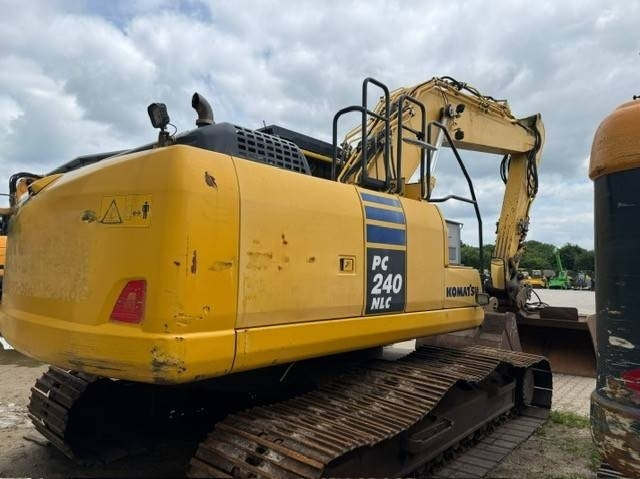 Komatsu PC 240 NLC-10 - Kāpurķēžu ekskavators: foto 2 Komatsu PC 240 NLC-10 - Kāpurķēžu ekskavators: foto 2
