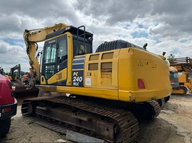 Komatsu PC 240 NLC-10 - Kāpurķēžu ekskavators: foto 1 Komatsu PC 240 NLC-10 - Kāpurķēžu ekskavators: foto 1