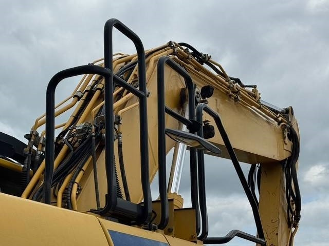 Komatsu PC 240 NLC-10 - Kāpurķēžu ekskavators: foto 5 Komatsu PC 240 NLC-10 - Kāpurķēžu ekskavators: foto 5