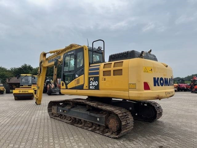 Komatsu PC 240 NLC-11 - Kāpurķēžu ekskavators: foto 1 Komatsu PC 240 NLC-11 - Kāpurķēžu ekskavators: foto 1