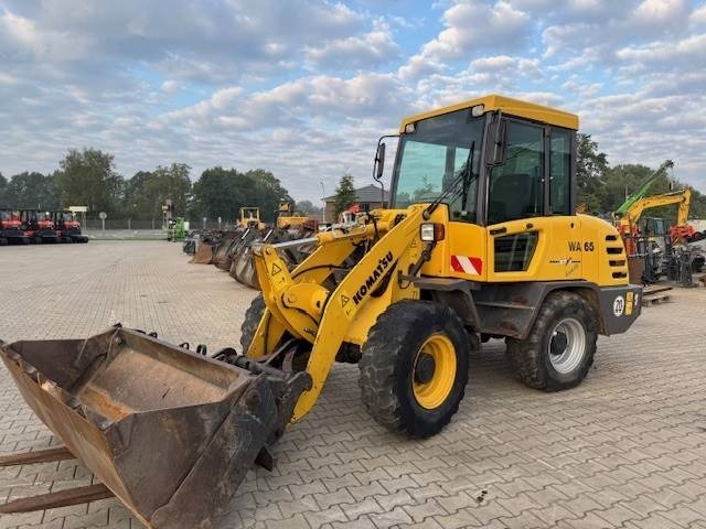 Komatsu WA 65-3 - Riteņu iekrāvējs: foto 3 Komatsu WA 65-3 - Riteņu iekrāvējs: foto 3