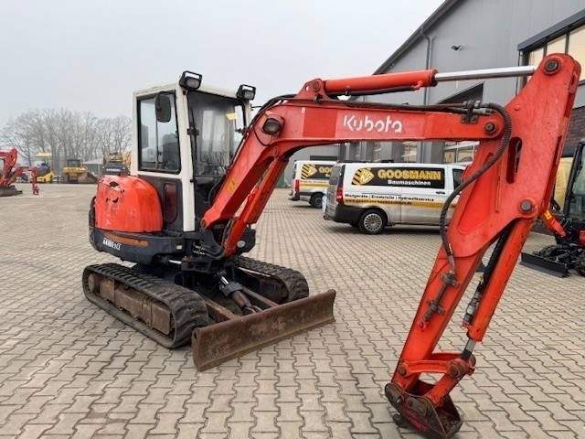 Kubota KX 101-3 - Mini-ekskavators: foto 1 Kubota KX 101-3 - Mini-ekskavators: foto 1