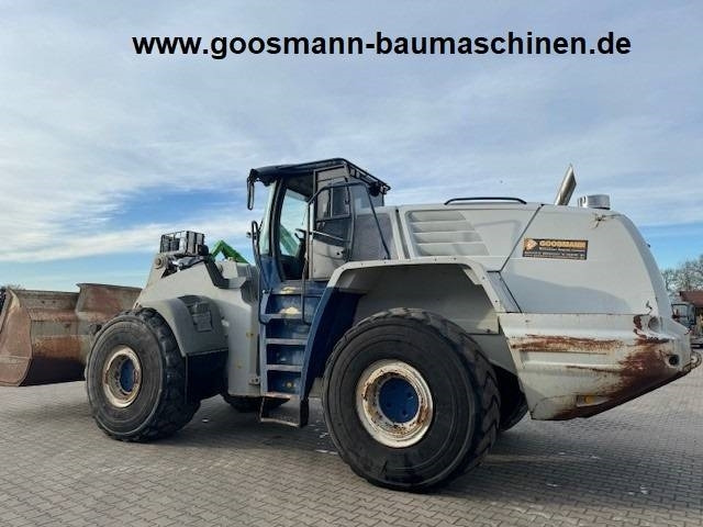 Liebherr L 586 - Riteņu iekrāvējs: foto 2 Liebherr L 586 - Riteņu iekrāvējs: foto 2