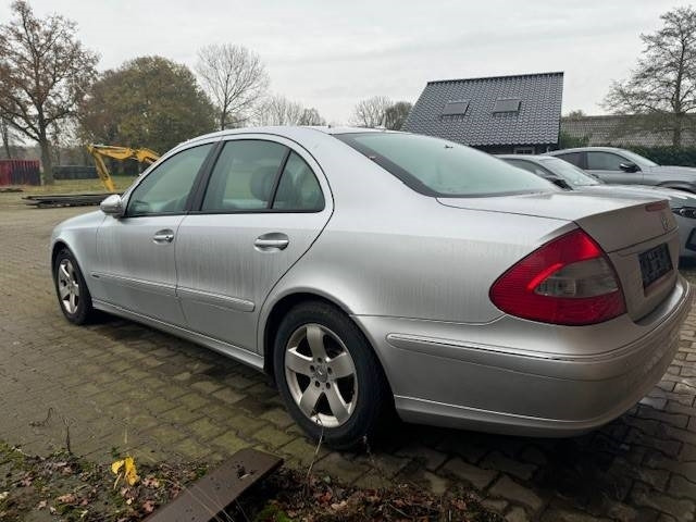 Mercedes-Benz E 280 CDI 4Matic - Vieglā automašīna: foto 5 Mercedes-Benz E 280 CDI 4Matic - Vieglā automašīna: foto 5