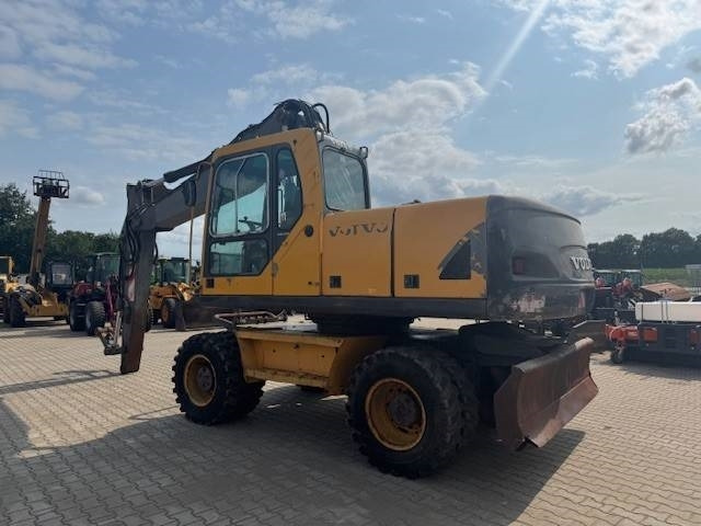 Volvo EW 180 B - Riteņu ekskavators: foto 1 Volvo EW 180 B - Riteņu ekskavators: foto 1