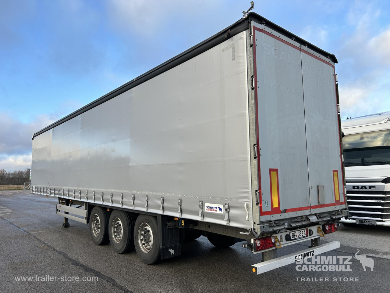 SCHMITZ Curtainsider Standard - Tenta puspiekabe: foto 1 SCHMITZ Curtainsider Standard - Tenta puspiekabe: foto 1