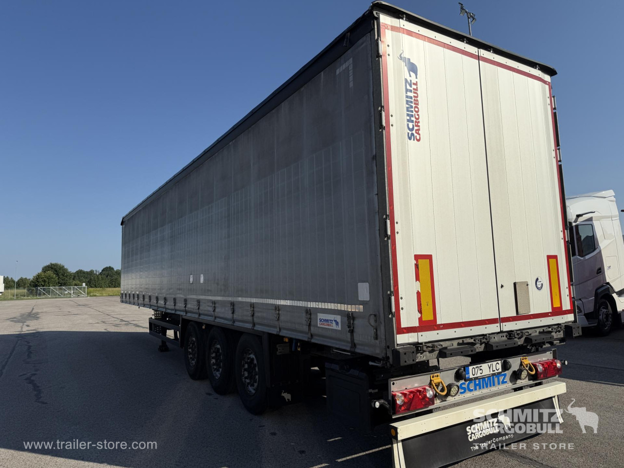 SCHMITZ Curtainsider Standard - Tenta puspiekabe: foto 1 SCHMITZ Curtainsider Standard - Tenta puspiekabe: foto 1