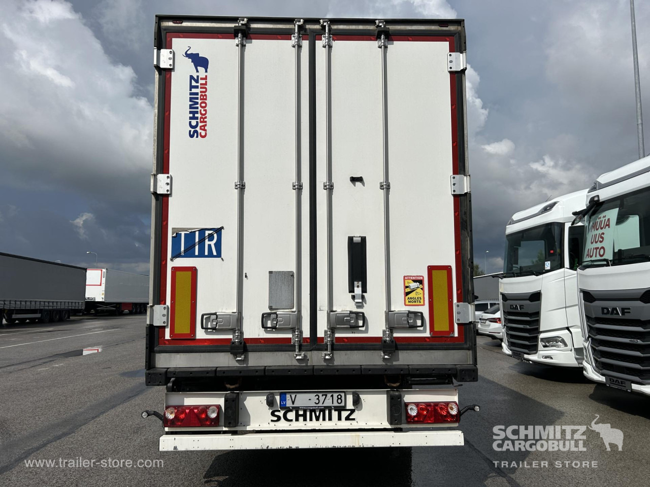 Puspiekabe izotermiskais SCHMITZ Reefer Standard: foto 11