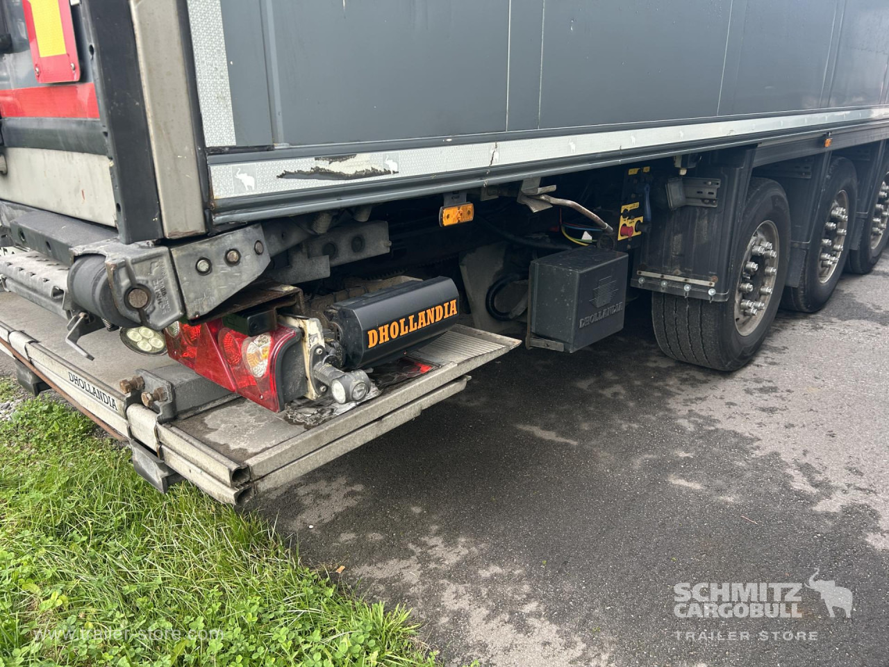 SCHMITZ Reefer Multitemp Taillift - Puspiekabe izotermiskais: foto 5 SCHMITZ Reefer Multitemp Taillift - Puspiekabe izotermiskais: foto 5