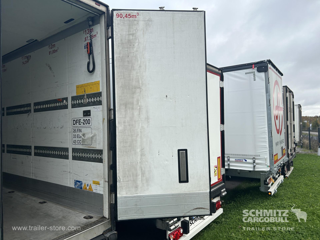 SCHMITZ Reefer Multitemp Taillift - Puspiekabe izotermiskais: foto 4 SCHMITZ Reefer Multitemp Taillift - Puspiekabe izotermiskais: foto 4