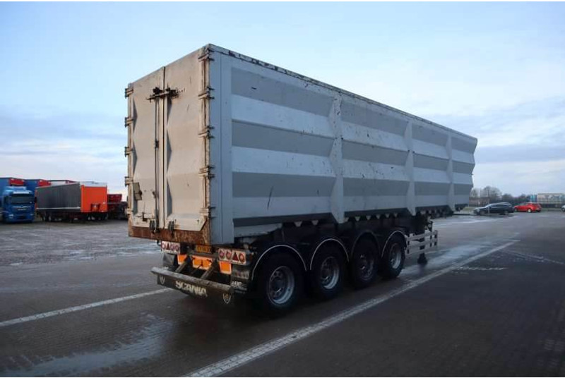AMT MTDK 4-axle Tipper/Kipper/Tiptrailer 67 m³ - Puspiekabe pašizgāzējs: foto 3 AMT MTDK 4-axle Tipper/Kipper/Tiptrailer 67 m³ - Puspiekabe pašizgāzējs: foto 3