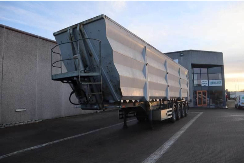 AMT MTDK 4-axle Tipper/Kipper/Tiptrailer 67 m³ - Puspiekabe pašizgāzējs: foto 1 AMT MTDK 4-axle Tipper/Kipper/Tiptrailer 67 m³ - Puspiekabe pašizgāzējs: foto 1