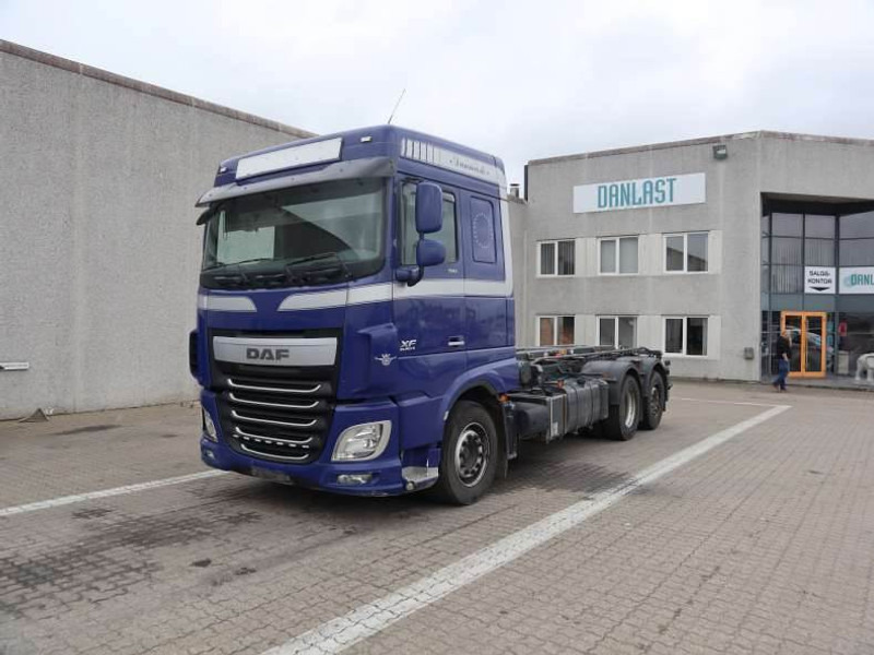 DAF XF 510 FAN EURO 6 - Kravas automašīna - kabeļu sistēma: foto 1 DAF XF 510 FAN EURO 6 - Kravas automašīna - kabeļu sistēma: foto 1